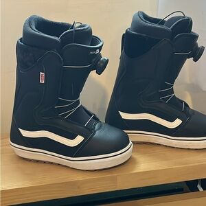 Vans Black Snowboard Boots